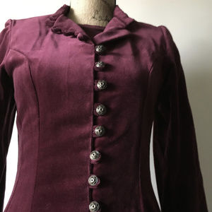 Victorian style longue burgundy dress coat size M